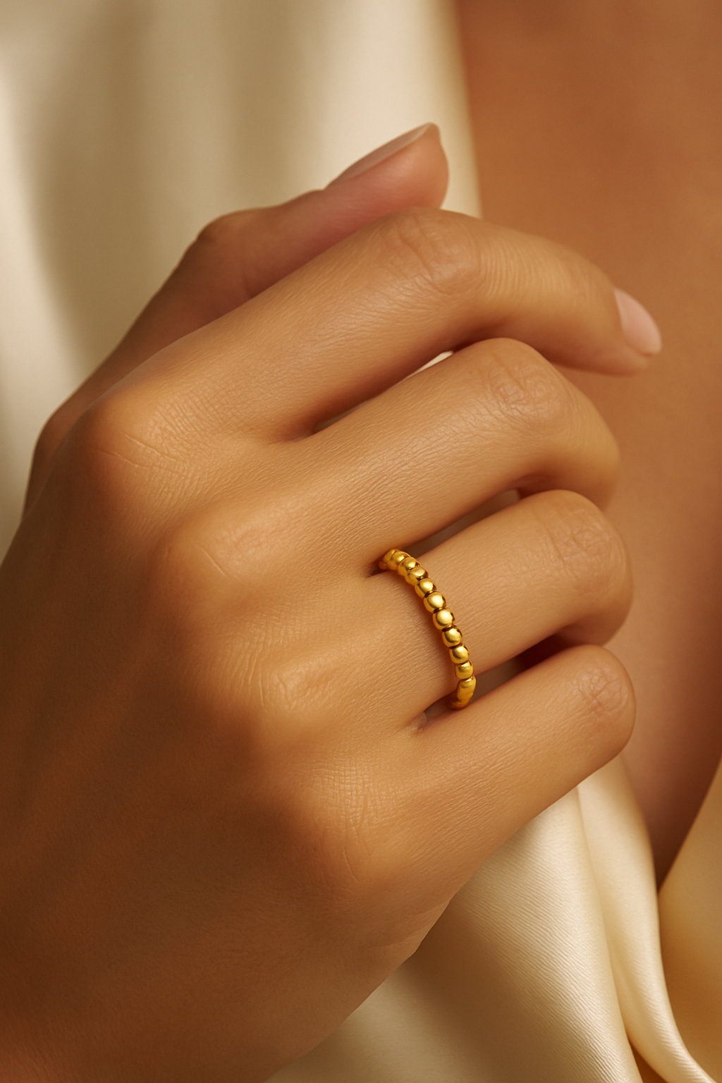 Anillo Esferas en Oro 18k