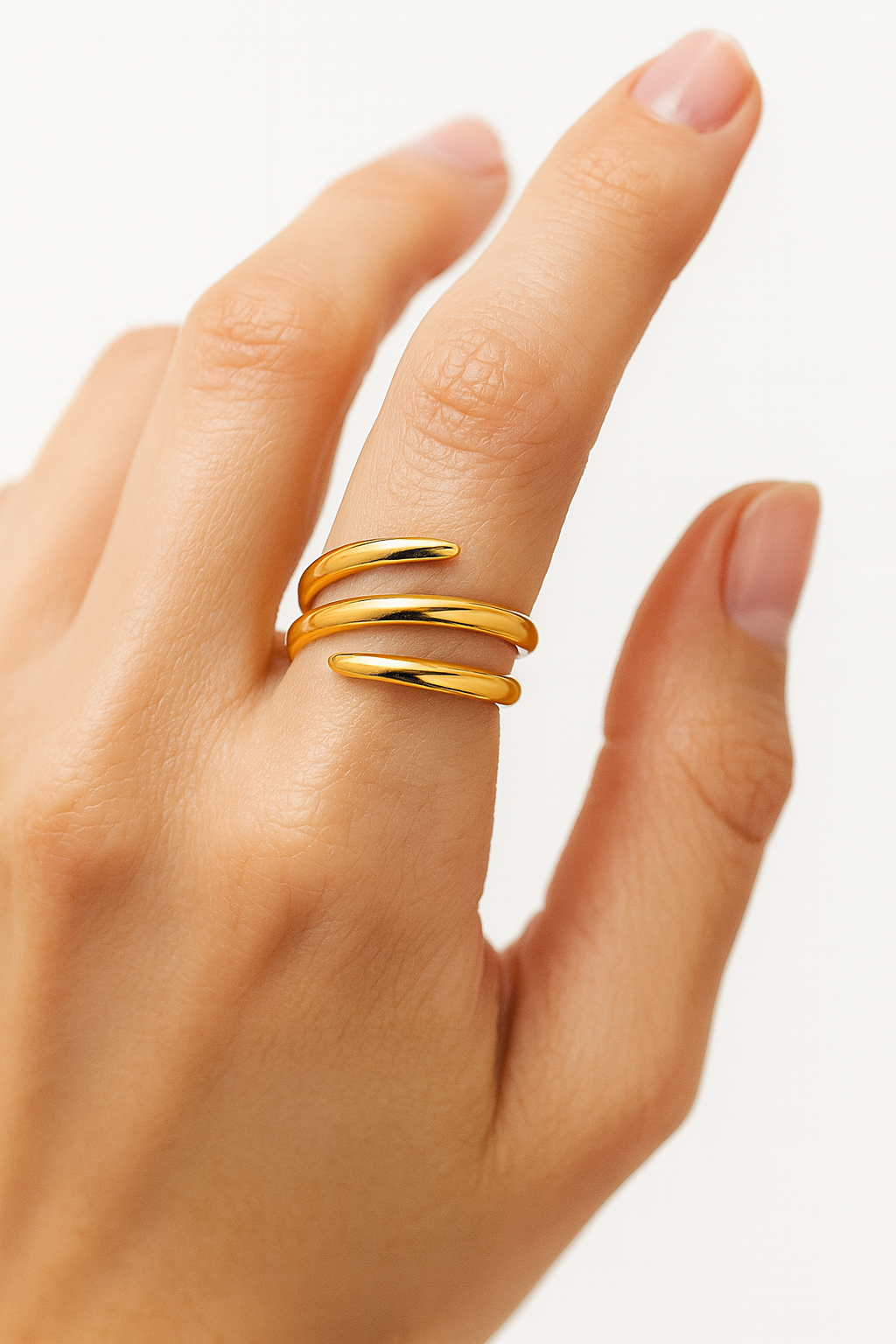 Anillo Dorado Abstracto